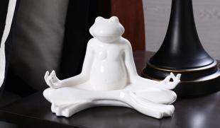 美式時尚陶瓷瑜伽青蛙 家居裝飾與創(chuàng)意禮品的完美結合